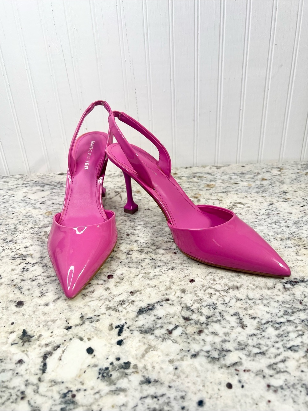 Marc Fisher Hayda Pump - Picture 2 of 9